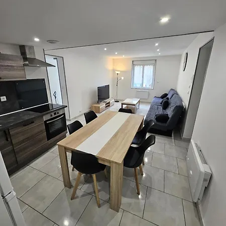 A Maison 6 Couchages * Saint-Quentin (Aisne)